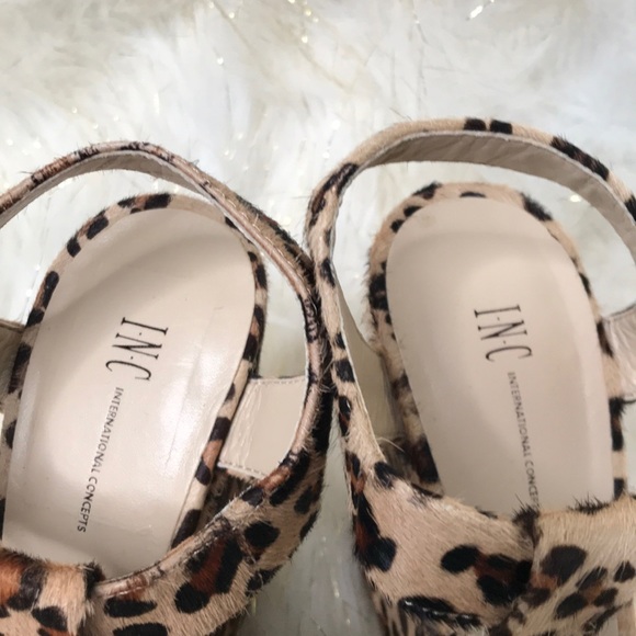 INC Faux Fur Animal Print platform - Picture 2 of 5
